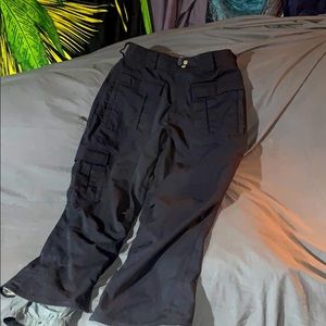 Men’s snowboard pants